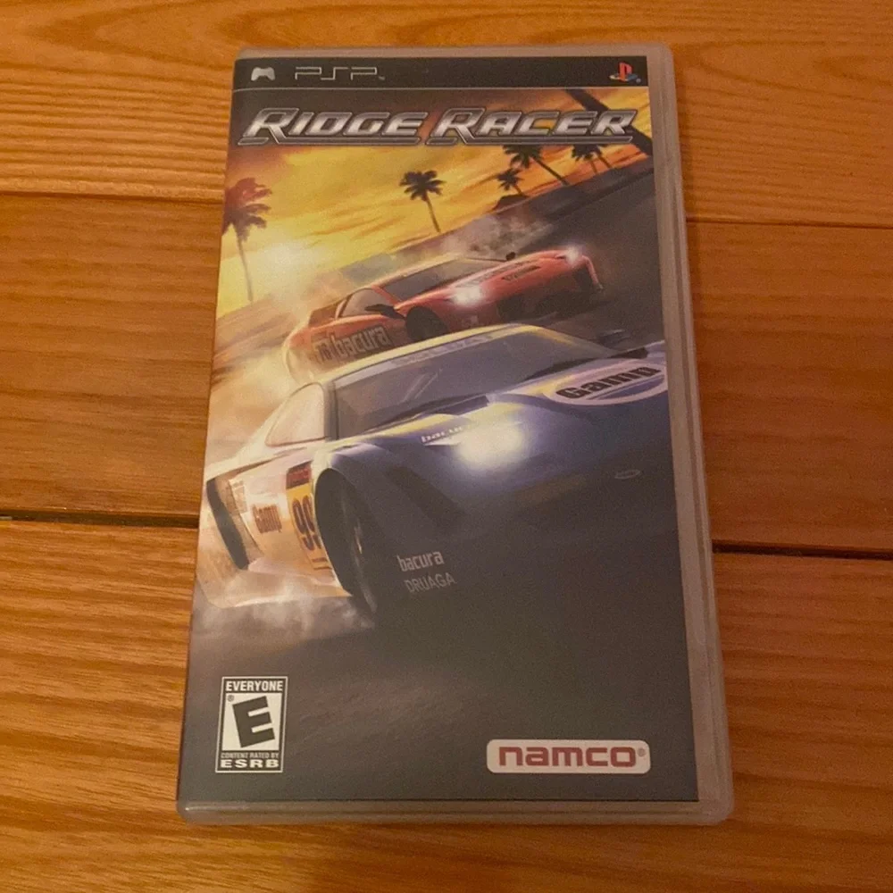 PSP Ridge Racer game - Picture 1 of 2
